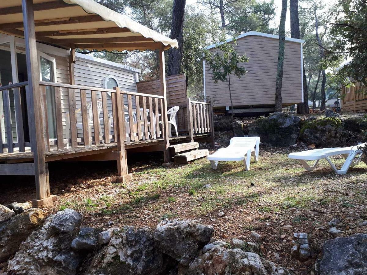 Mobil Home Sainte Baume Nans-les-Pins Ngoại thất bức ảnh